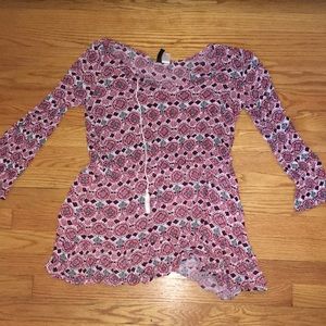 Cute either short dress, beach over up, or shirt